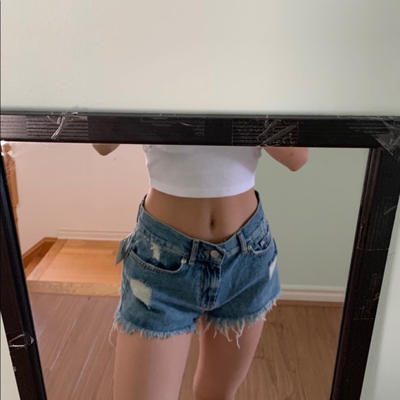 Urban outfitters BDG frayed denim shorts - Picture 4 of 4